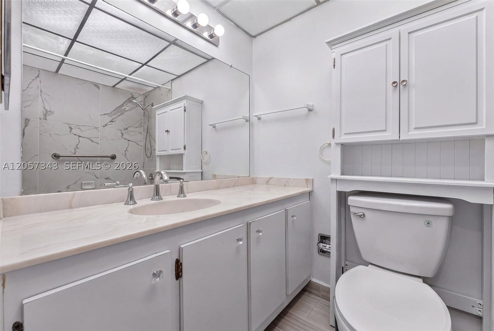 Real estate property located at 5900 44th St #414, Broward, Greens Of Inverrary Phase, Lauderhill, FL