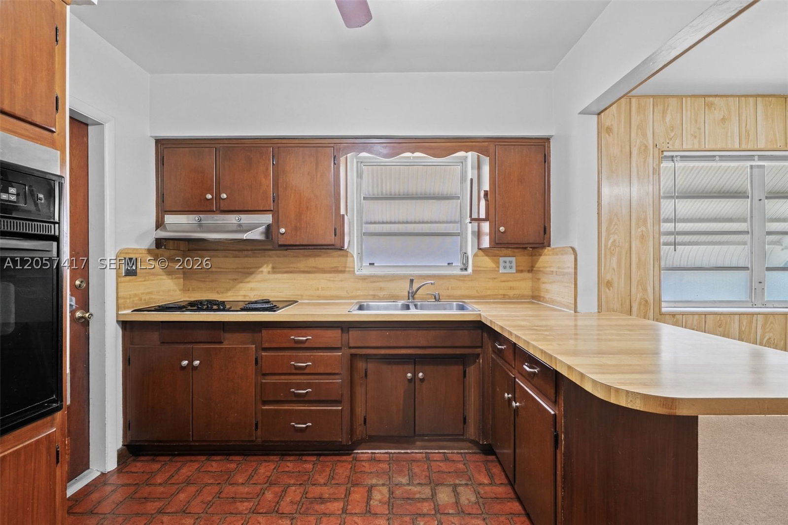 Real estate property located at 3745 62nd Ct, Miami-dade, Mckeever Terr No 2, Miami, FL