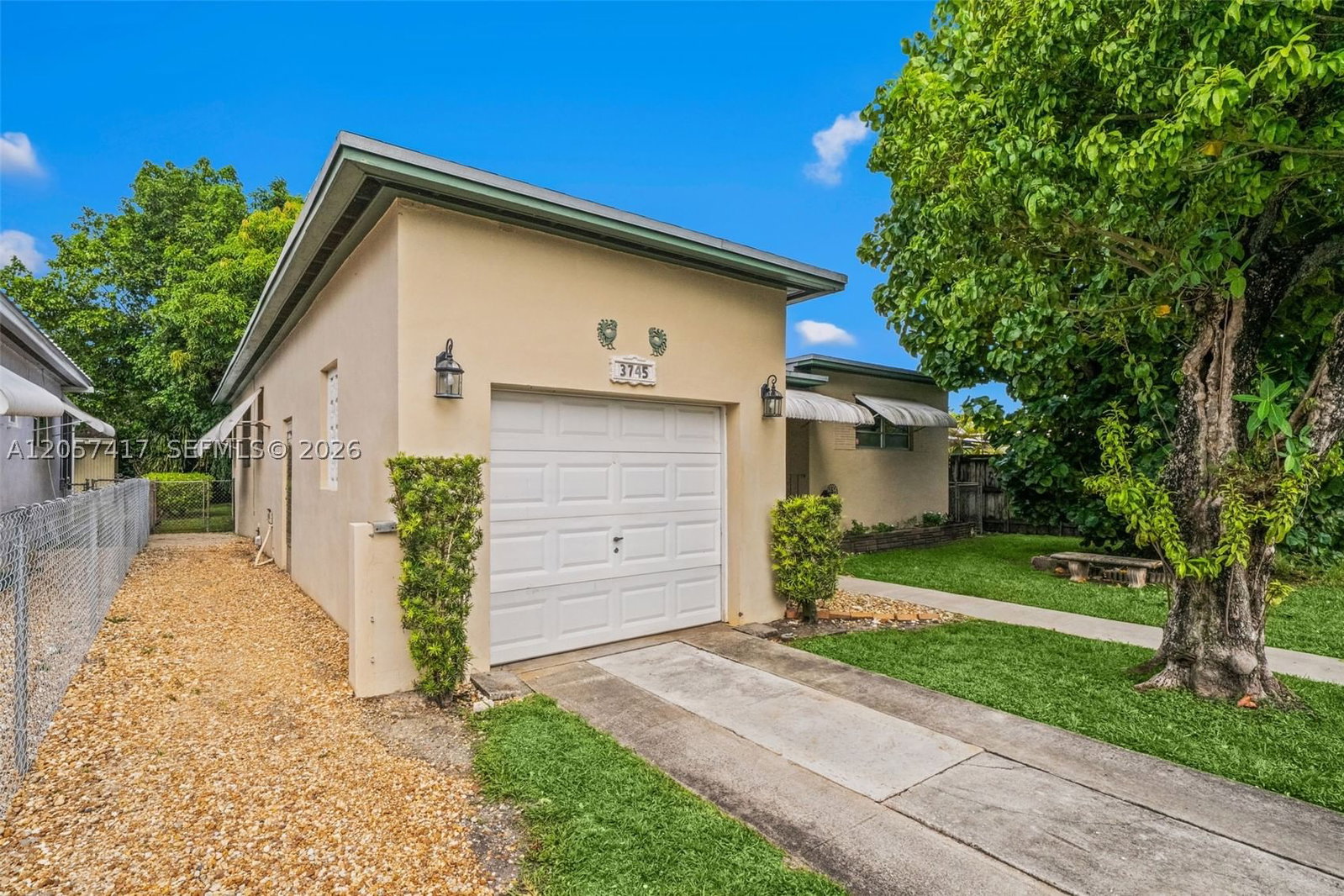 Real estate property located at 3745 62nd Ct, Miami-dade, Mckeever Terr No 2, Miami, FL