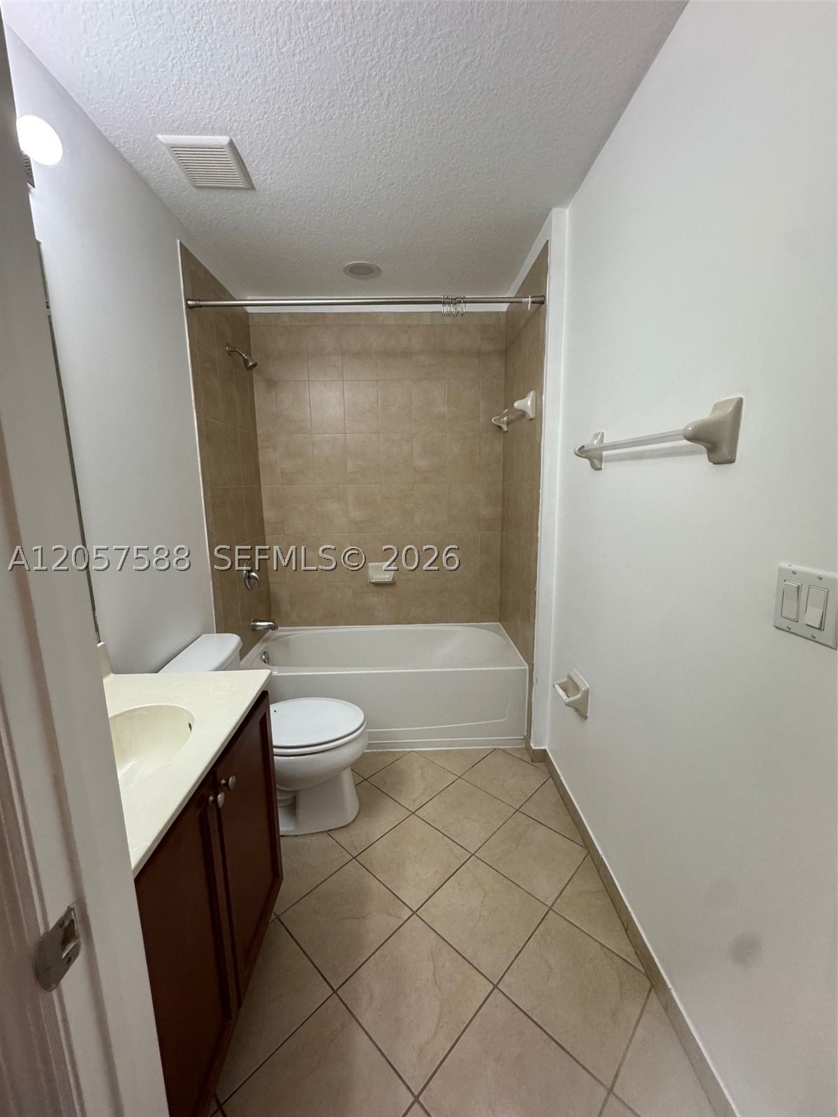 Real estate property located at 11601 89 St #106, Miami-dade, St Moritz At Doral Condo, Doral, FL