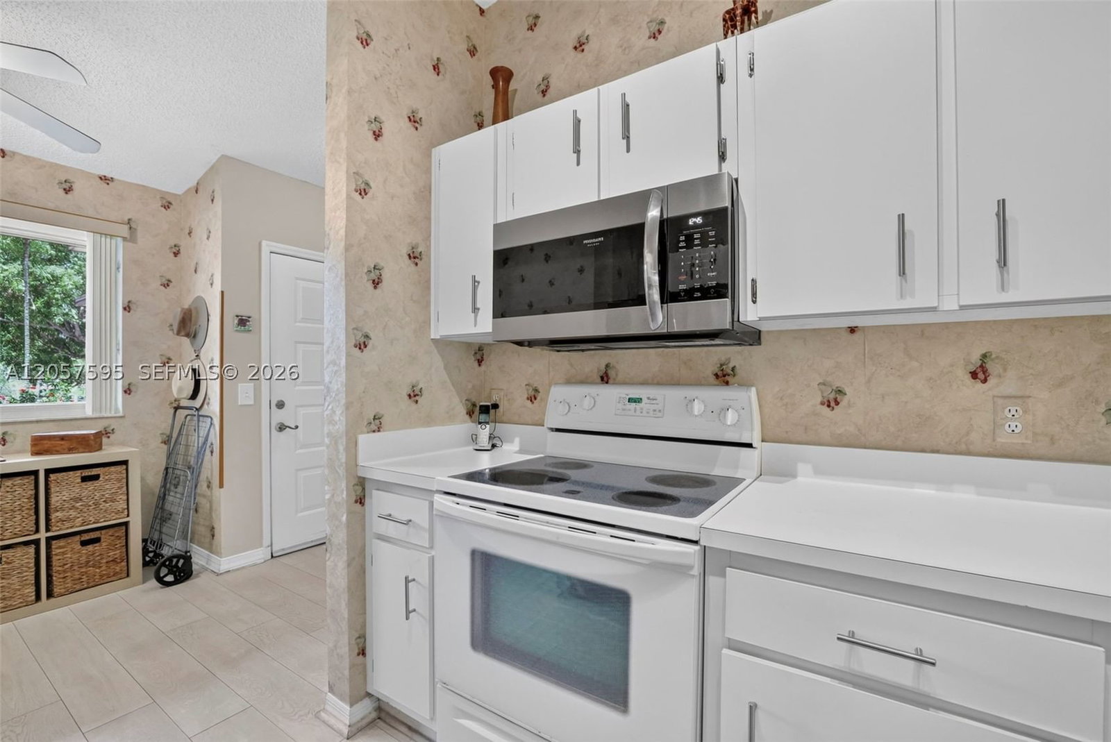 Real estate property located at 7449 Devon Dr #207, Broward, Devon Condominium J, Tamarac, FL