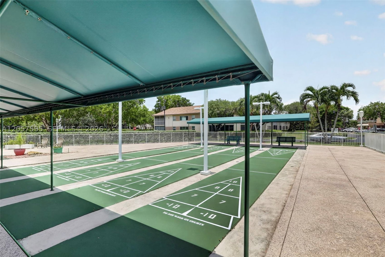 Real estate property located at 7449 Devon Dr #207, Broward, Devon Condominium J, Tamarac, FL