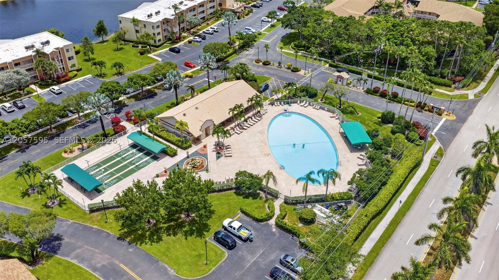 Real estate property located at 7449 Devon Dr #207, Broward, Devon Condominium J, Tamarac, FL