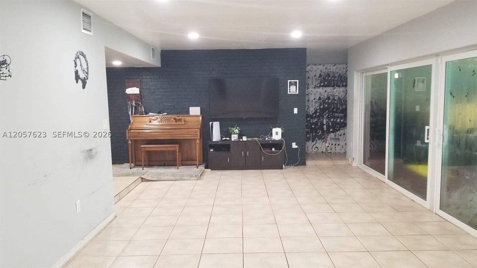 Real estate property located at 6729 Arbor Dr, Broward, Miramar Isles Sec 4, Miramar, FL