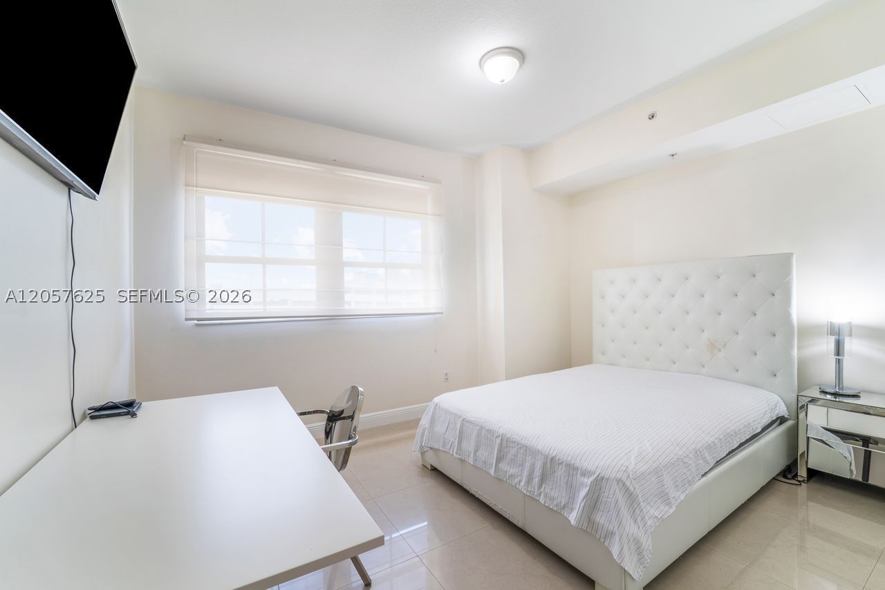 Real estate property located at 8395 73rd Ave #412, Miami-dade, Colonnade At Dadeland Sw, Miami, FL