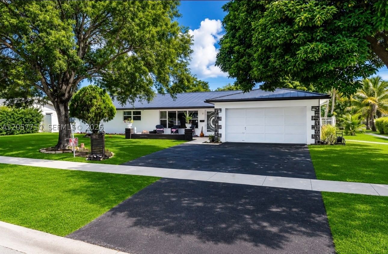 Real estate property located at 5001 Madison St, Broward, Hollywood Hills, Hollywood, FL