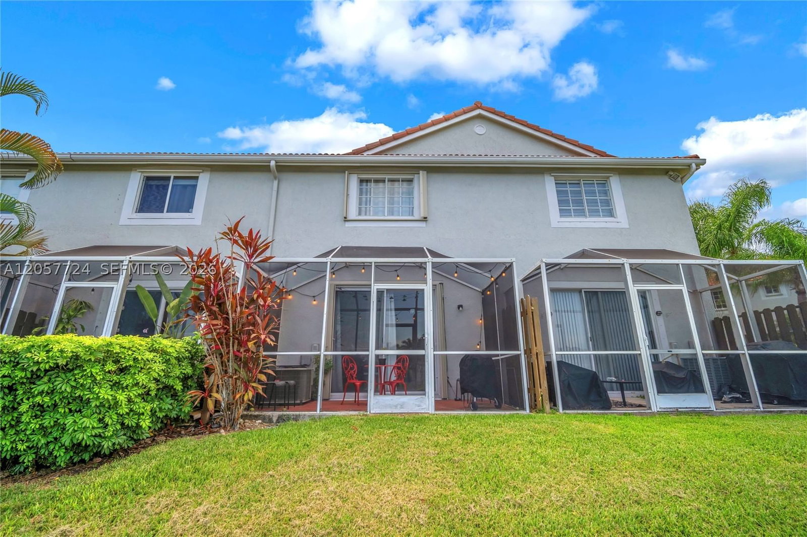 Real estate property located at 3692 San Simeon Cir, Broward, Sectors 8 9 And 10 Plat, Weston, FL