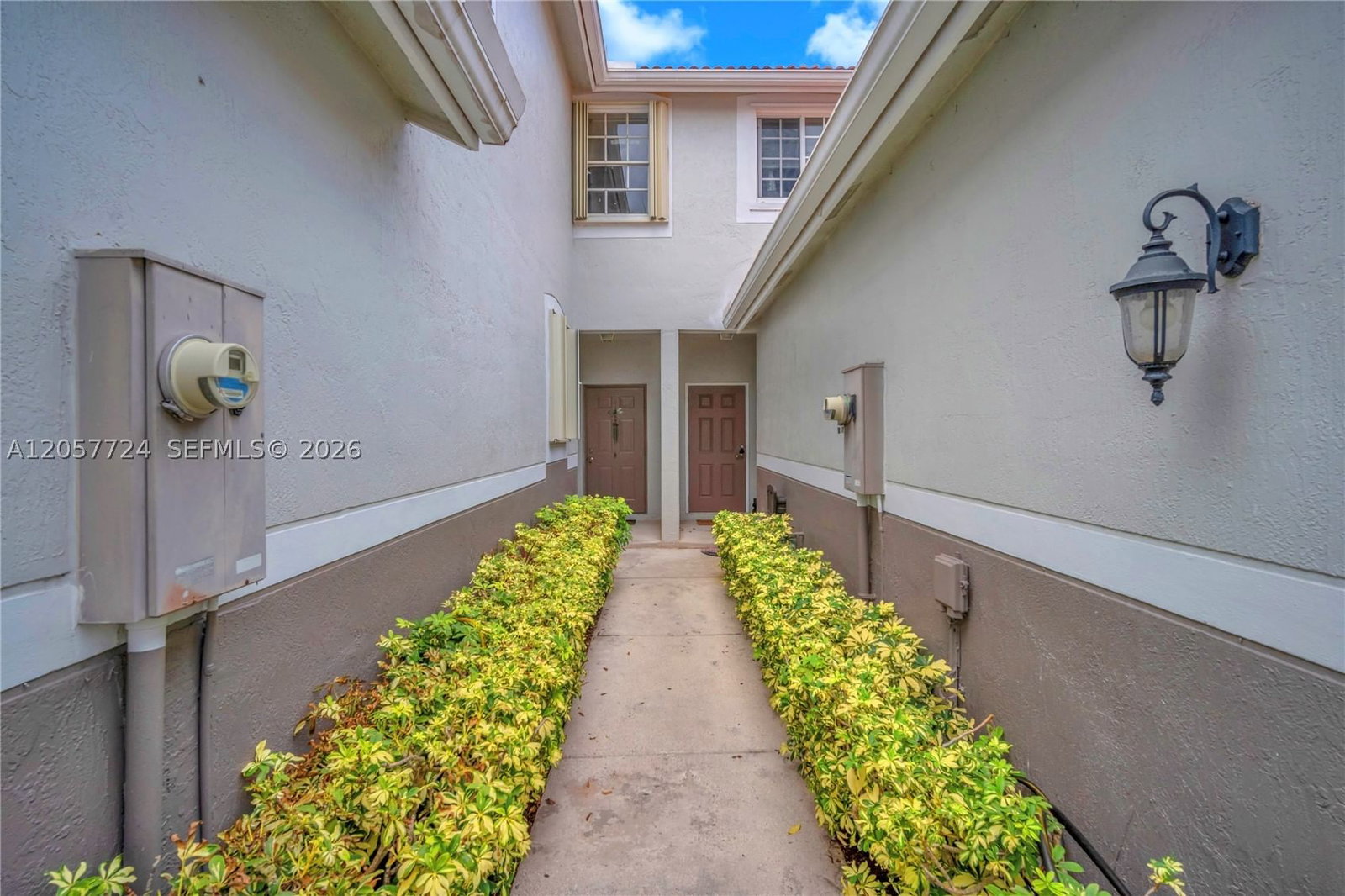 Real estate property located at 3692 San Simeon Cir, Broward, Sectors 8 9 And 10 Plat, Weston, FL