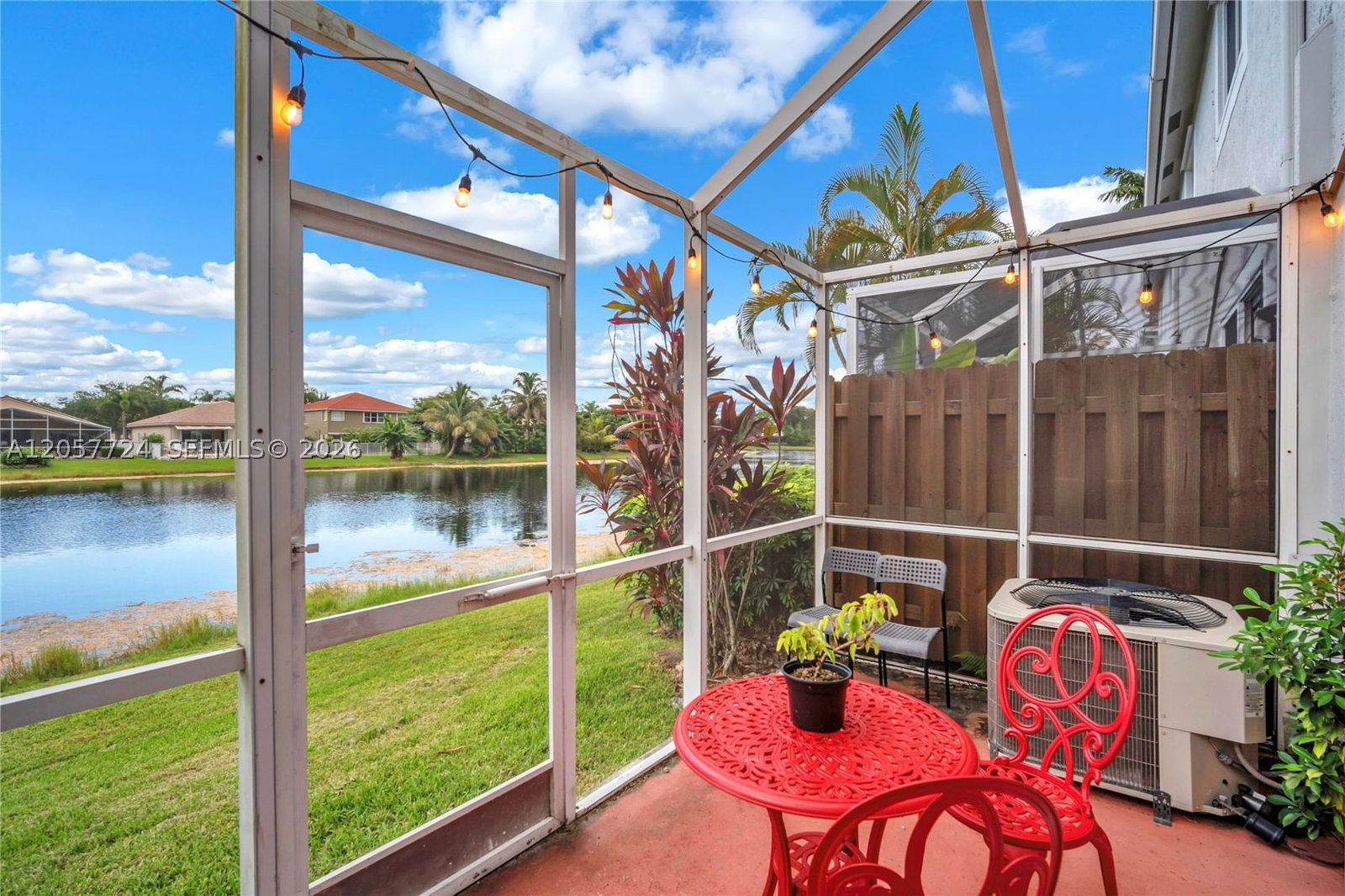 Real estate property located at 3692 San Simeon Cir, Broward, Sectors 8 9 And 10 Plat, Weston, FL