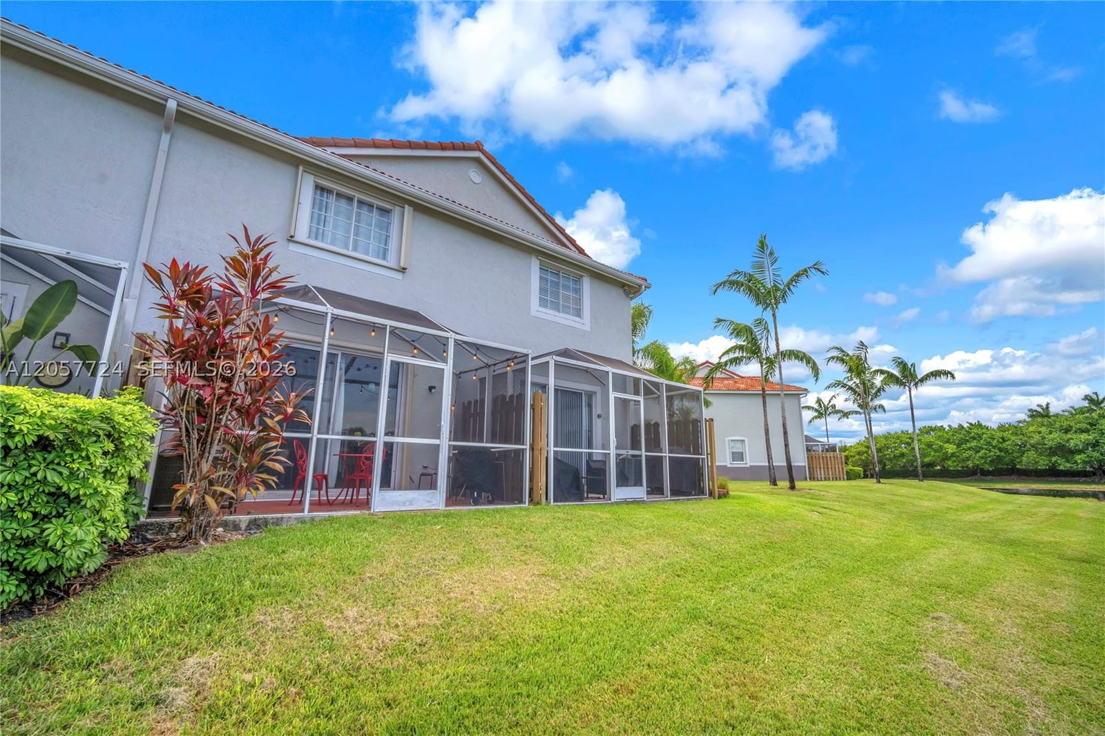 Real estate property located at 3692 San Simeon Cir, Broward, Sectors 8 9 And 10 Plat, Weston, FL