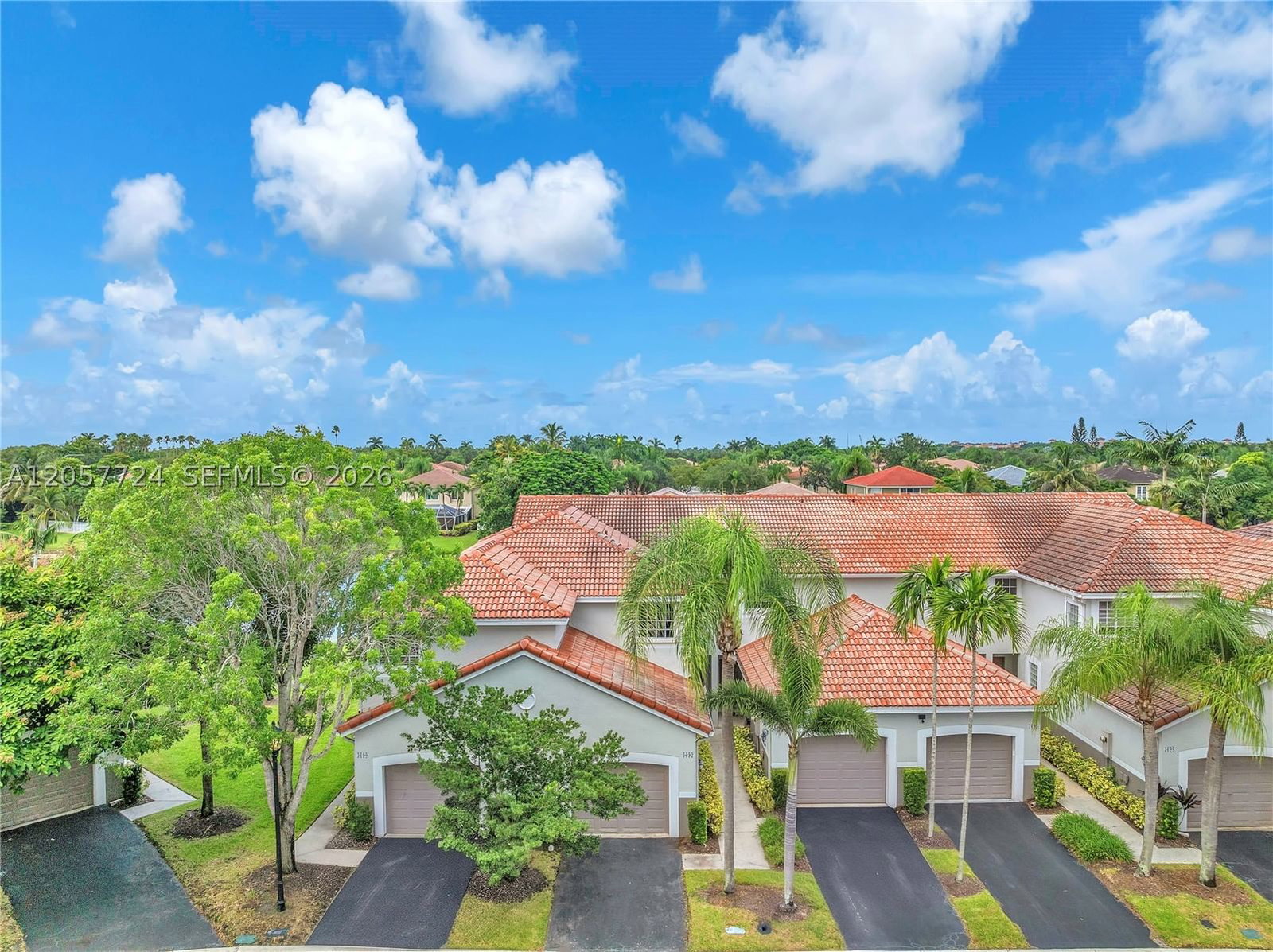 Real estate property located at 3692 San Simeon Cir, Broward, Sectors 8 9 And 10 Plat, Weston, FL