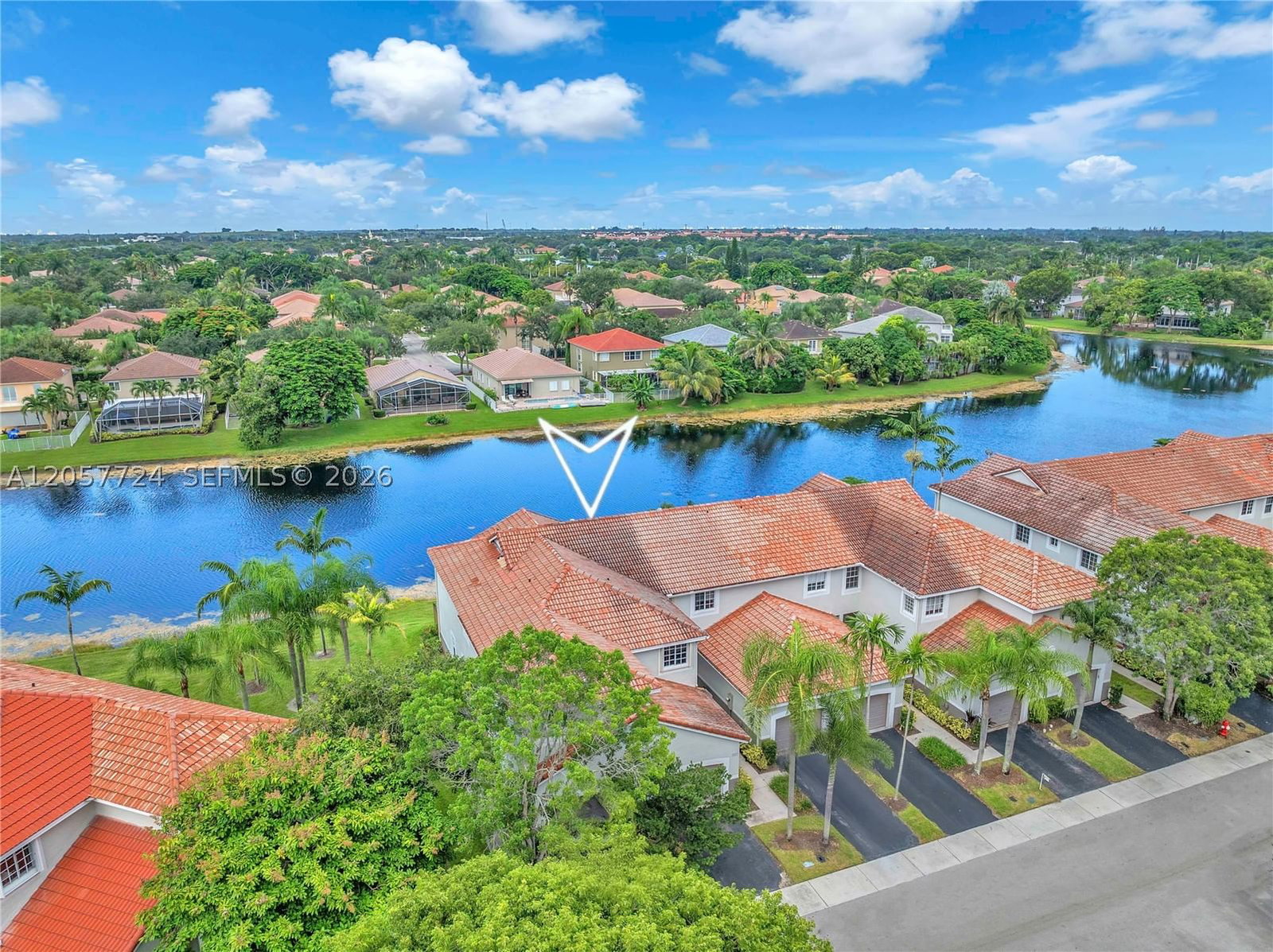 Real estate property located at 3692 San Simeon Cir, Broward, Sectors 8 9 And 10 Plat, Weston, FL