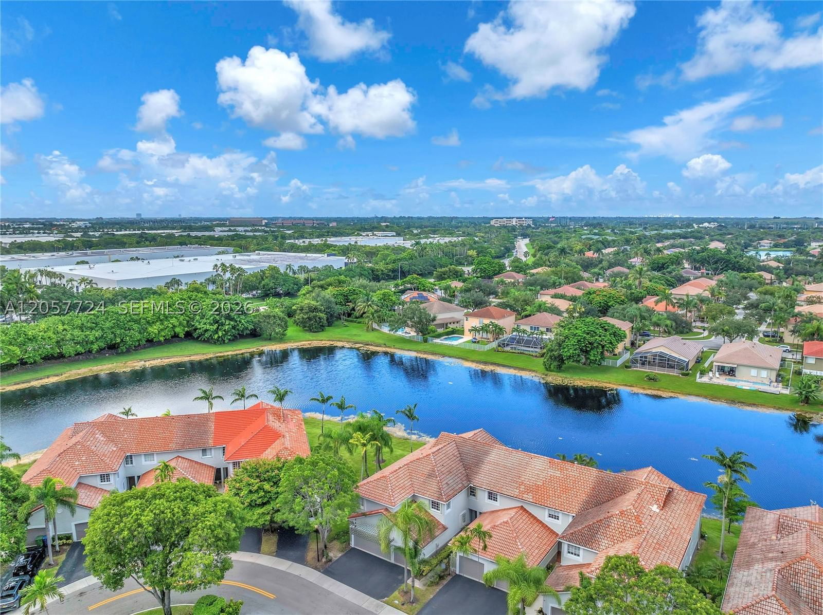 Real estate property located at 3692 San Simeon Cir, Broward, Sectors 8 9 And 10 Plat, Weston, FL