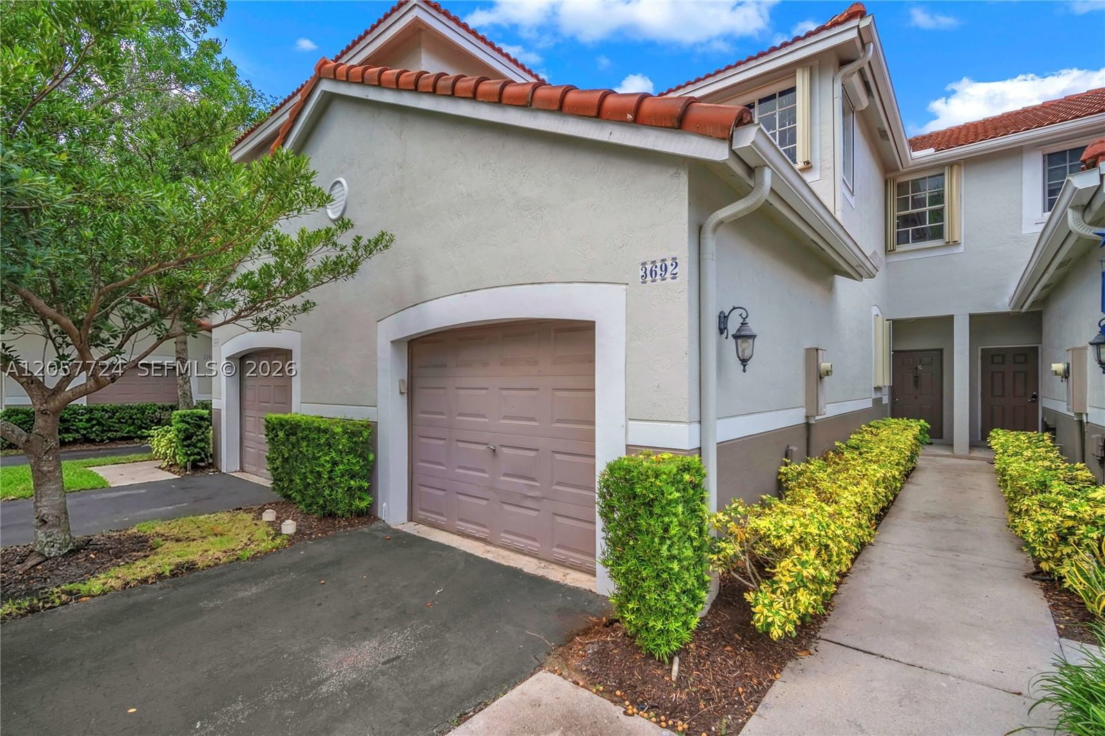 Real estate property located at 3692 San Simeon Cir, Broward, Sectors 8 9 And 10 Plat, Weston, FL