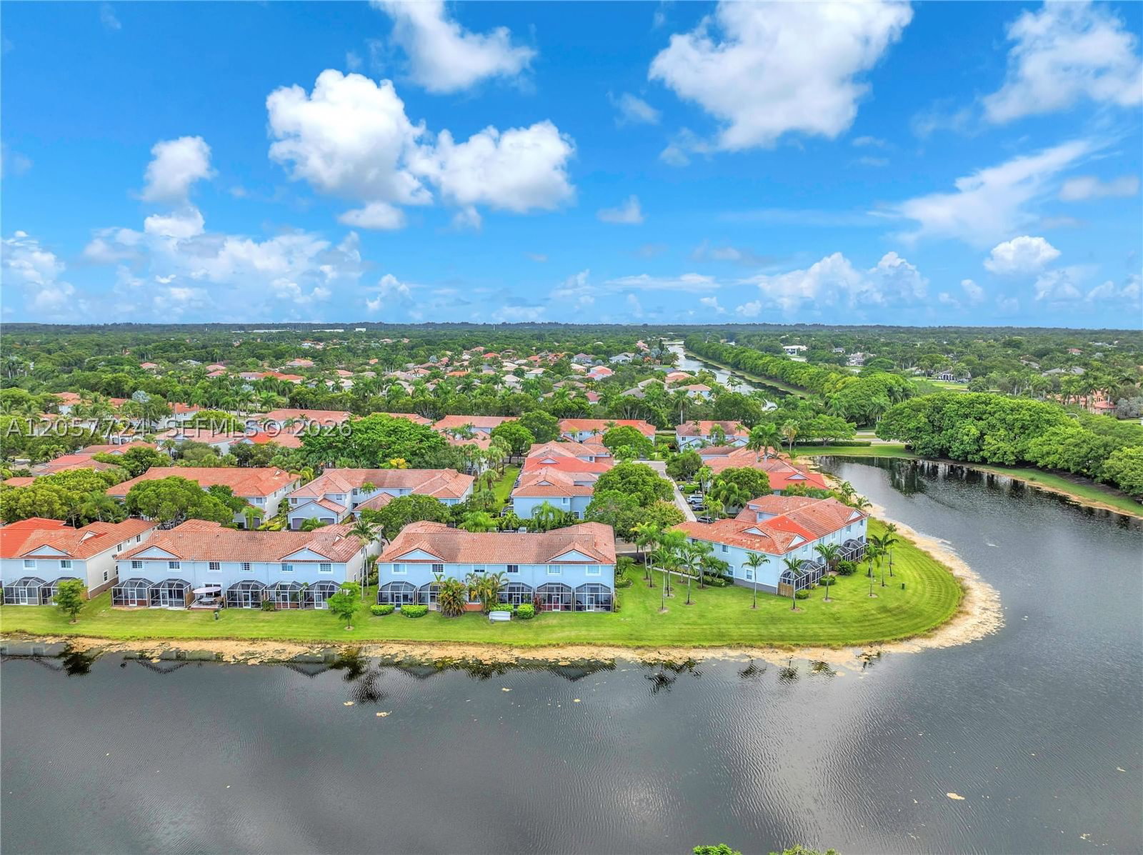 Real estate property located at 3692 San Simeon Cir, Broward, Sectors 8 9 And 10 Plat, Weston, FL