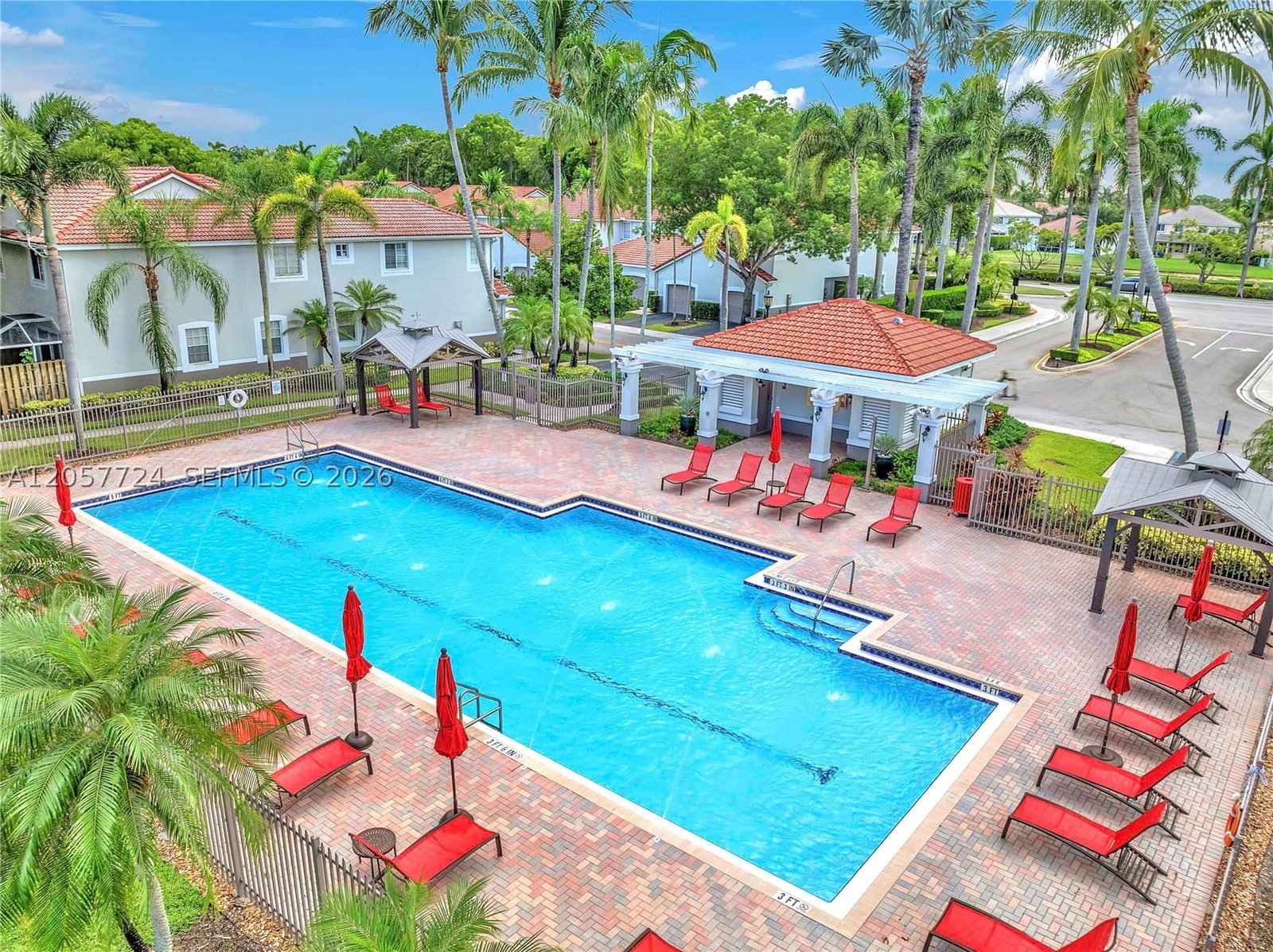 Real estate property located at 3692 San Simeon Cir, Broward, Sectors 8 9 And 10 Plat, Weston, FL