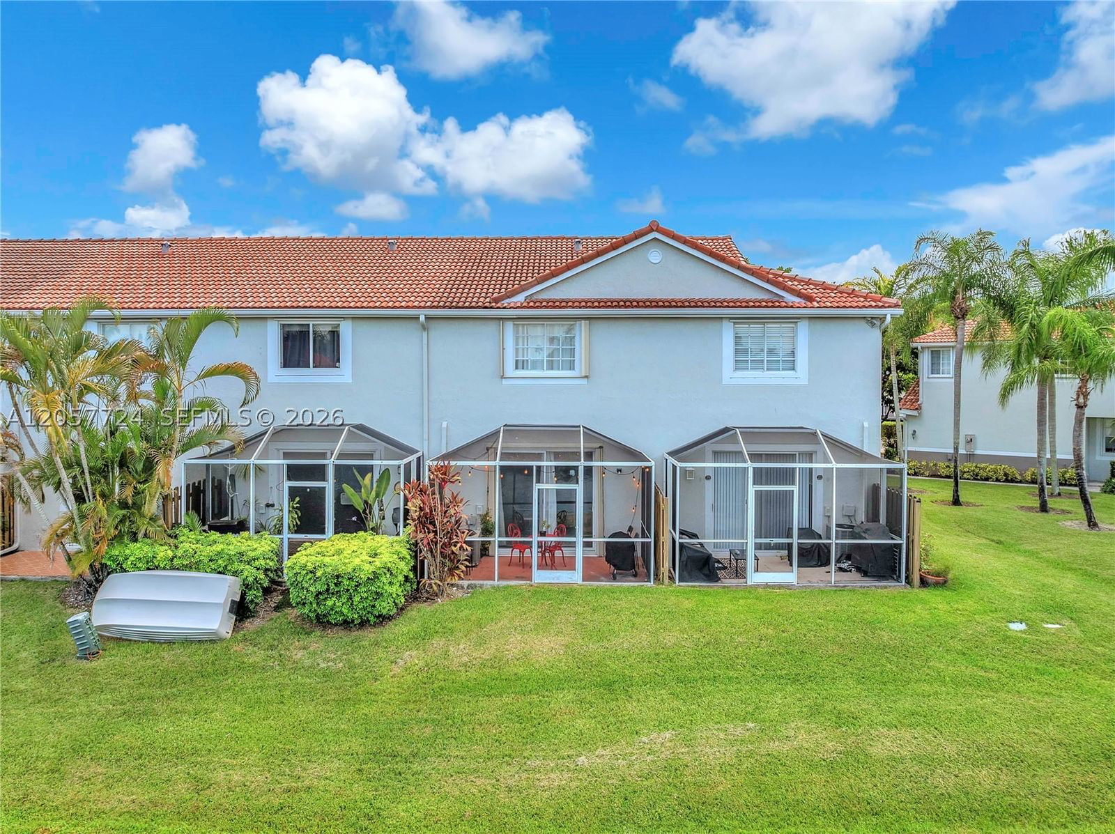 Real estate property located at 3692 San Simeon Cir, Broward, Sectors 8 9 And 10 Plat, Weston, FL