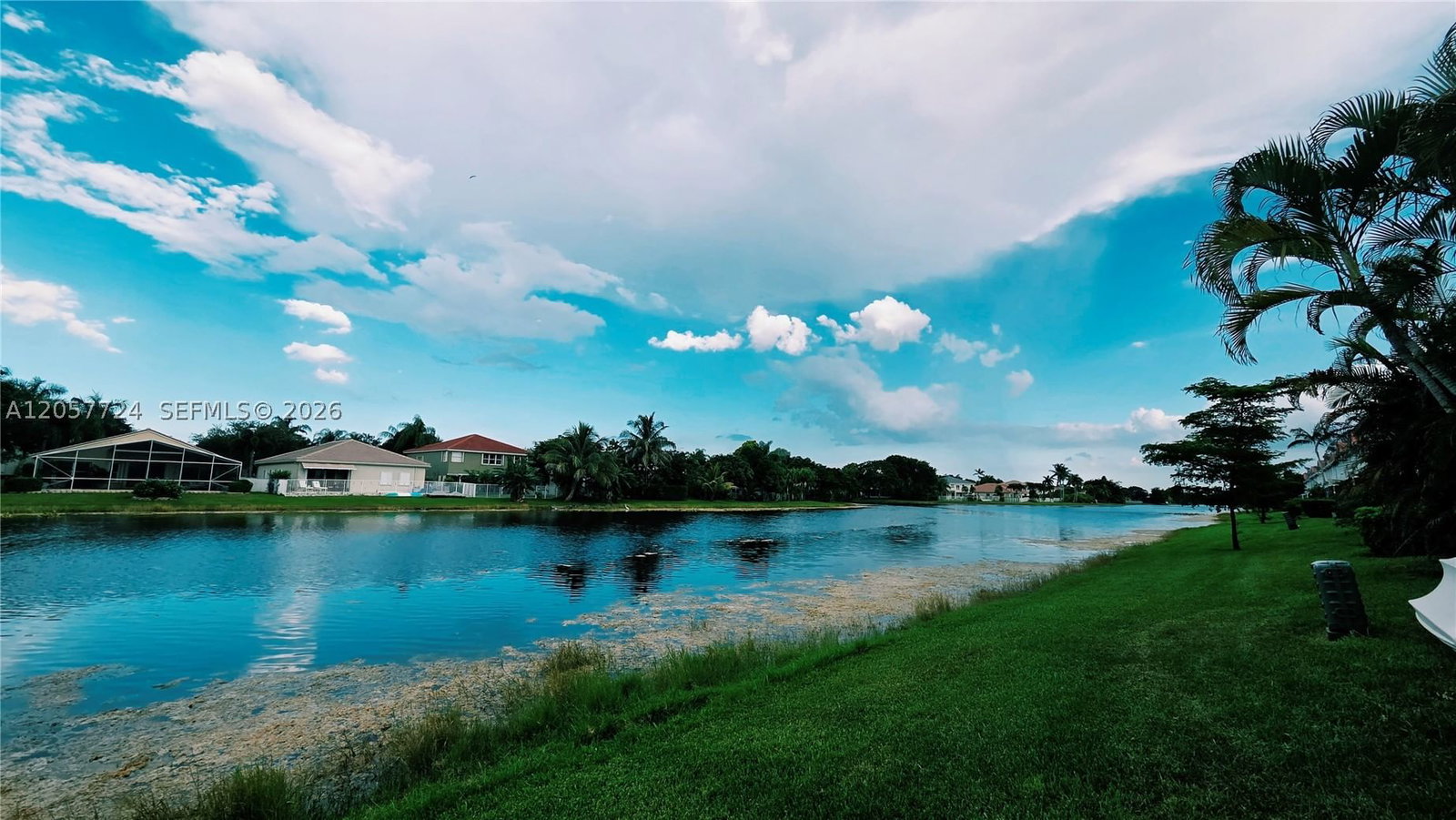 Real estate property located at 3692 San Simeon Cir, Broward, Sectors 8 9 And 10 Plat, Weston, FL