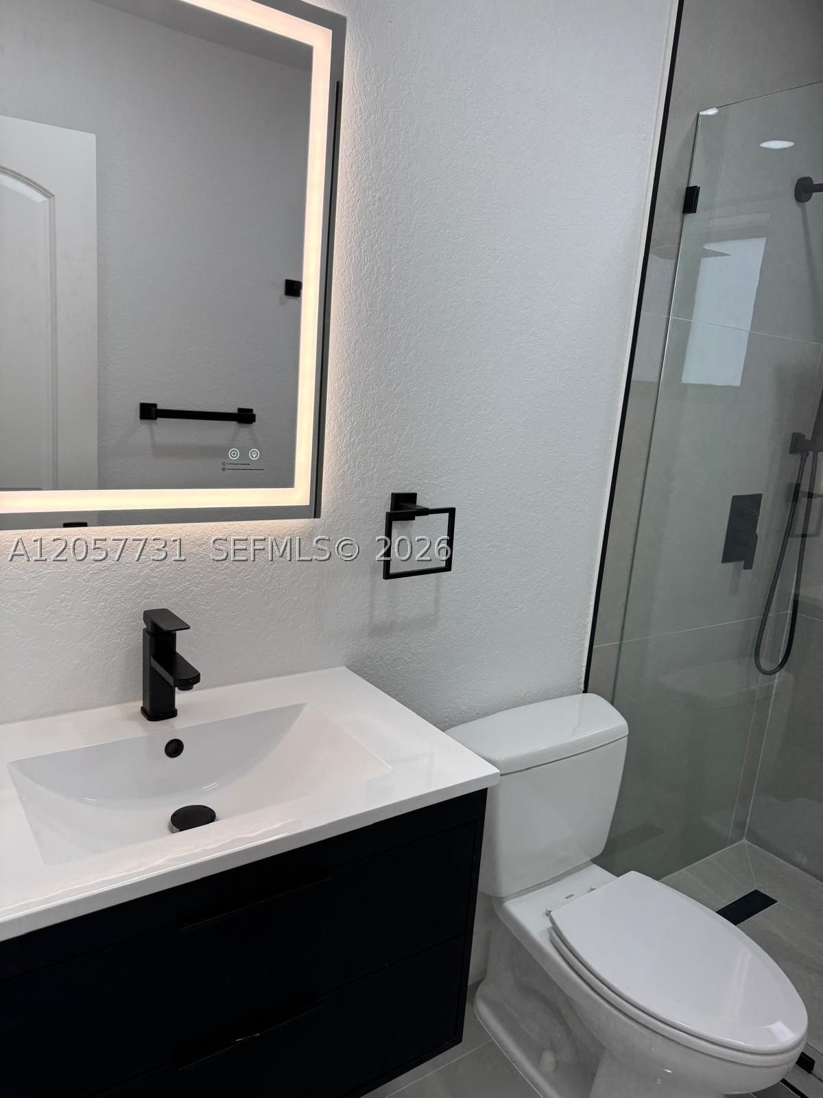 Real estate property located at 1370 32nd St, Broward, Mango Gardens, Fort Lauderdale, FL