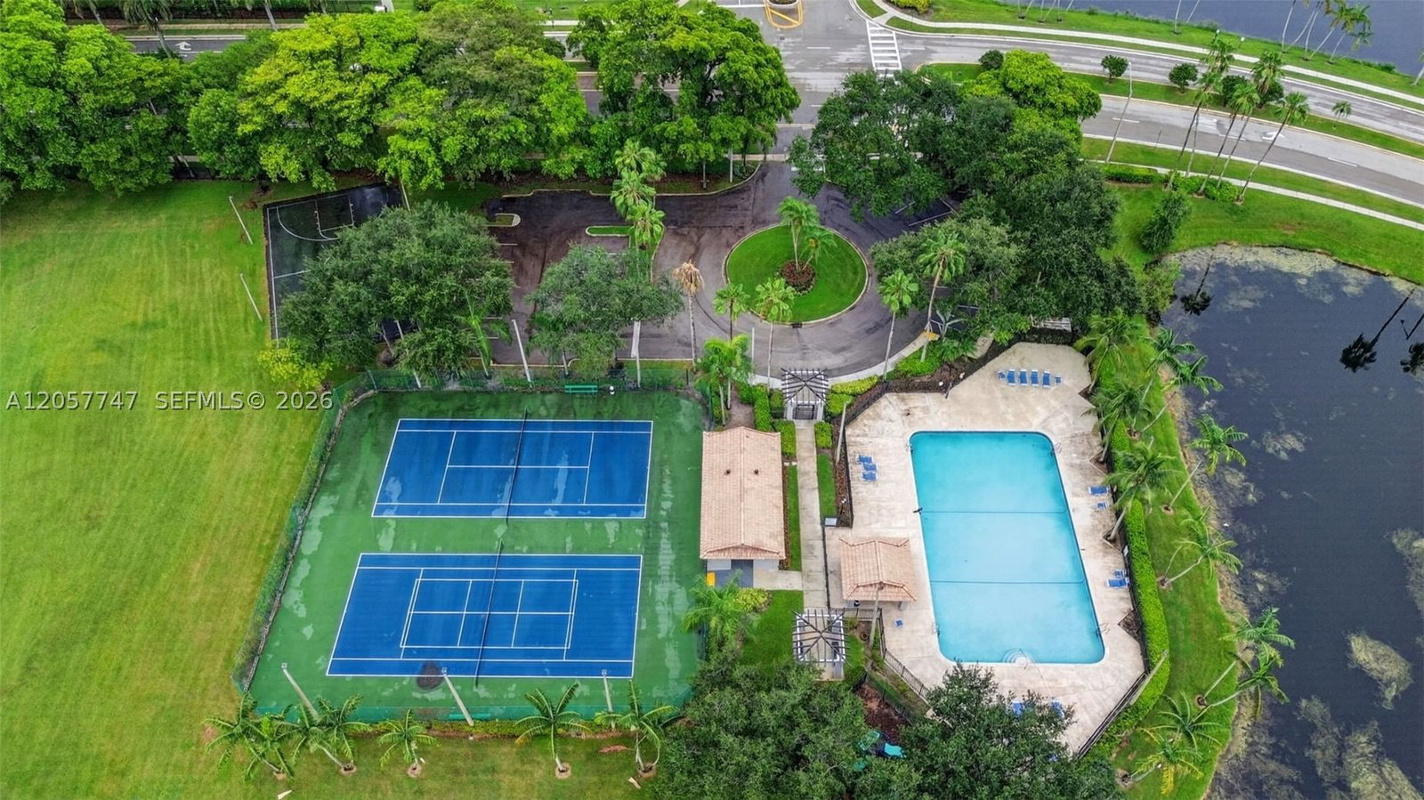 Real estate property located at 11324 17th Ct, Broward, Villages Of Renaissance, Miramar, FL
