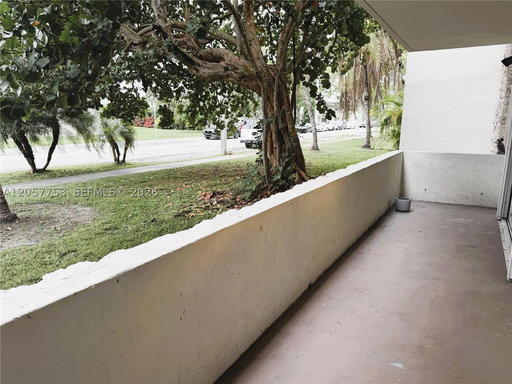Real estate property located at 7483 82nd St A102, Miami-dade, Dadeland Capri Condo, Miami, FL