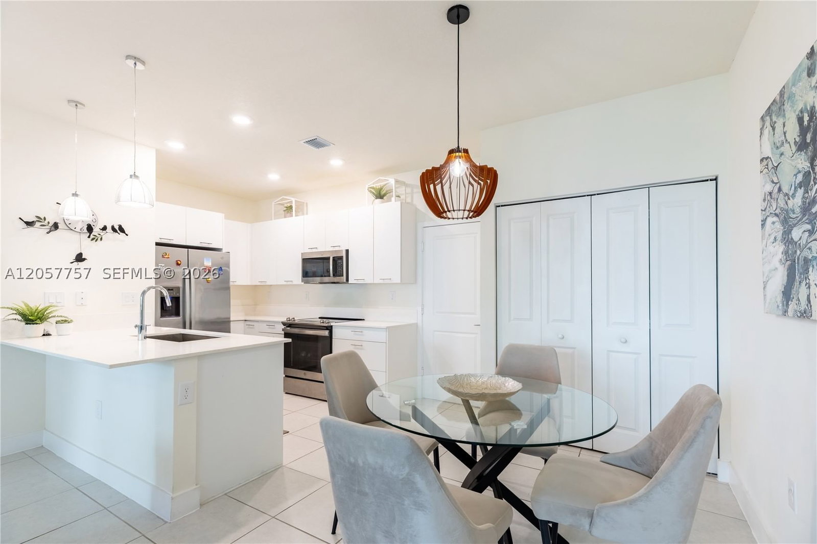 Real estate property located at 4623 83rd Pkwy, Miami-dade, Downtown Doral South Phas, Doral, FL