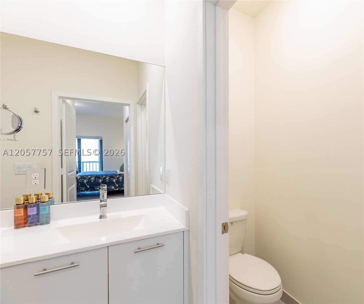 Real estate property located at 4623 83rd Pkwy, Miami-dade, Downtown Doral South Phas, Doral, FL