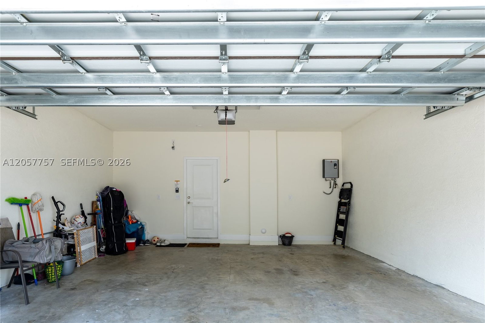 Real estate property located at 4623 83rd Pkwy, Miami-dade, Downtown Doral South Phas, Doral, FL