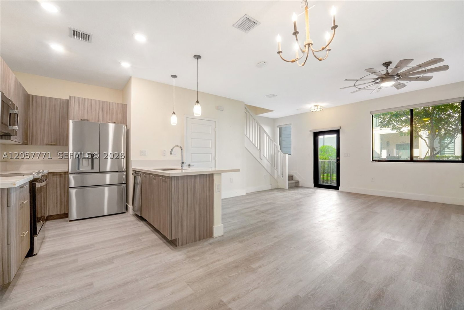 Real estate property located at 4733 83rd Pkwy, Miami-dade, Downtown Doral South Phas, Doral, FL