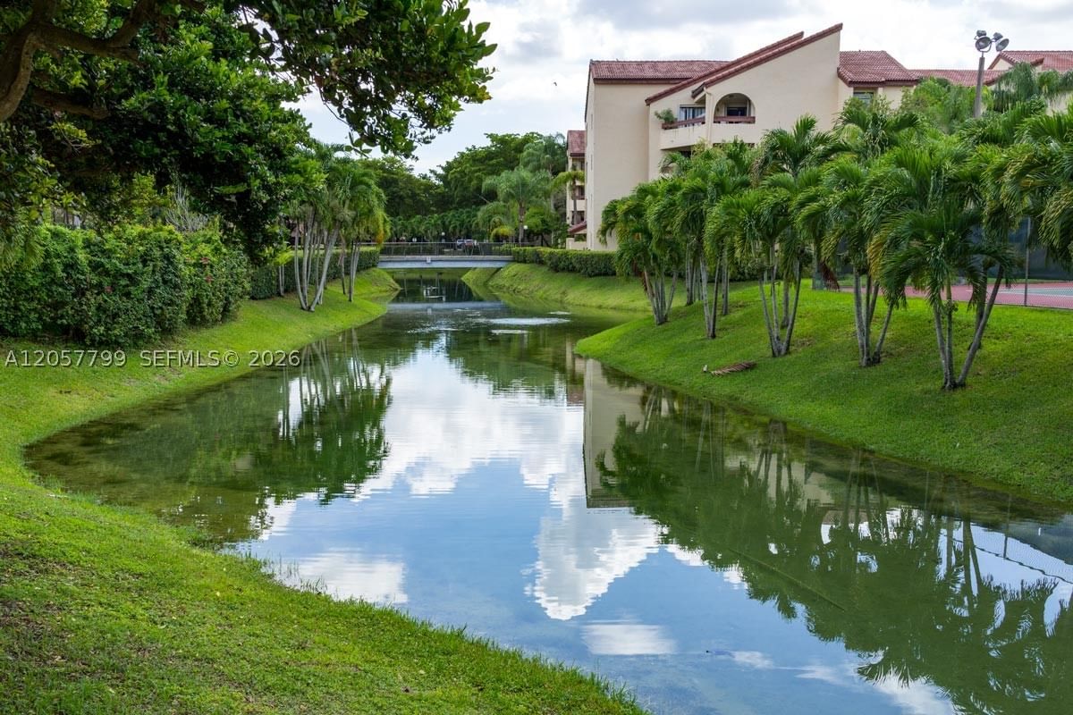 Real estate property located at 9015 125th Ave N207, Miami-dade, Kenland Pointe Condo #1, Miami, FL
