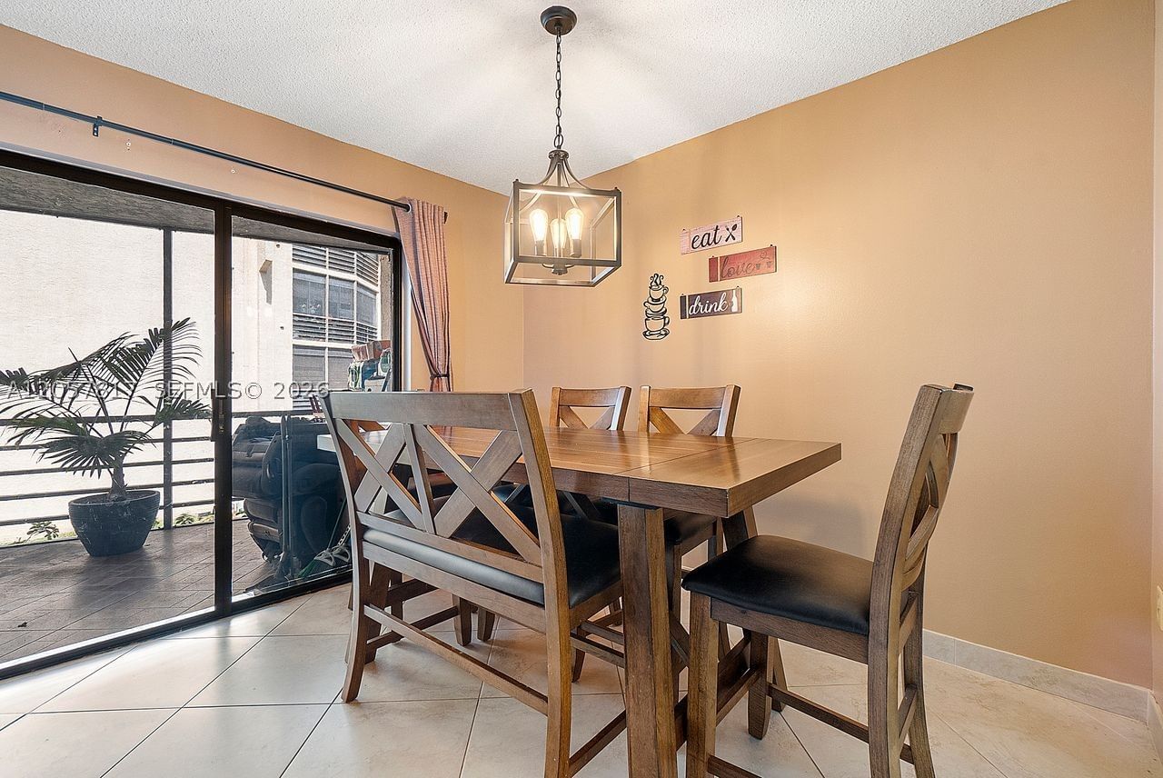 Real estate property located at 6655 Broward Blvd #200, Broward, Plantation Club D Condo, Plantation, FL