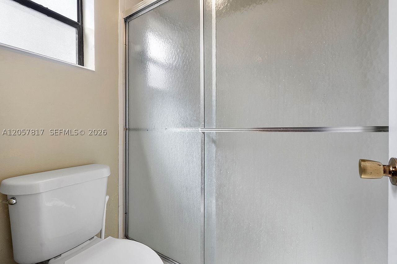 Real estate property located at 6655 Broward Blvd #200, Broward, Plantation Club D Condo, Plantation, FL