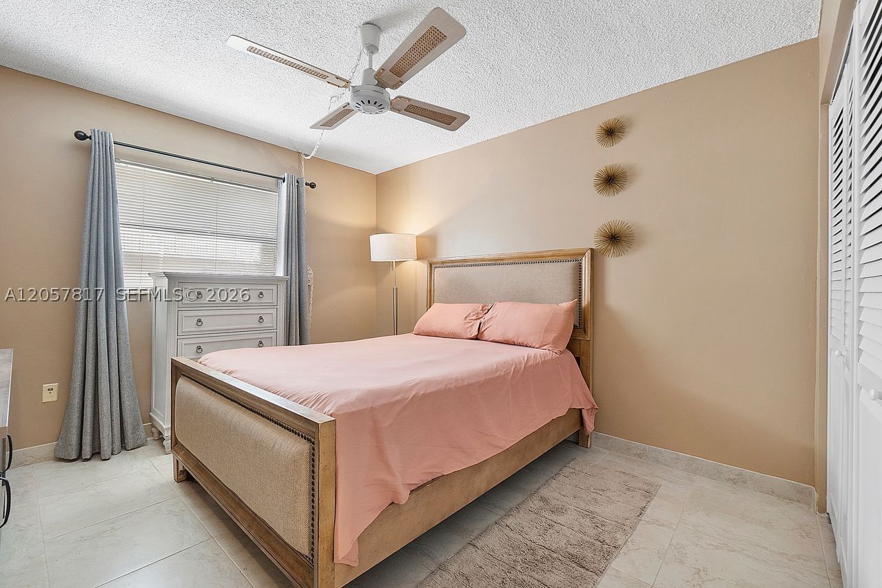 Real estate property located at 6655 Broward Blvd #200, Broward, Plantation Club D Condo, Plantation, FL
