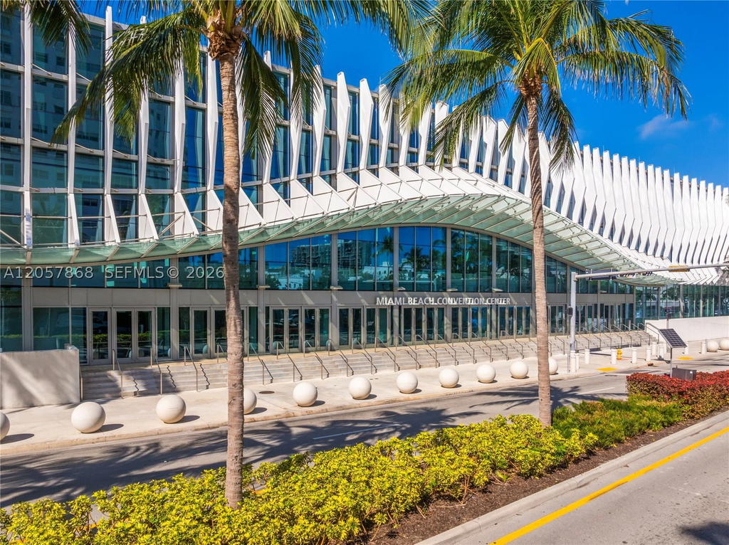 Real estate property located at 1881 Washington Ave #8C, Miami-dade, Octagon Towers I Condo, Miami Beach, FL