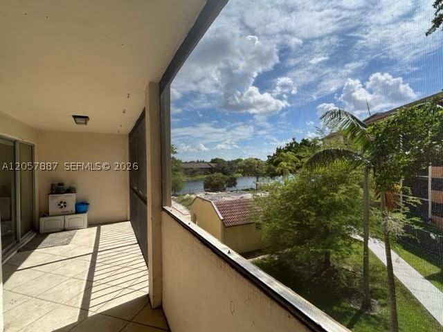 Real estate property located at 3905 Nob Hill Rd #312, Broward, Sunrise Island Condominiu, Sunrise, FL