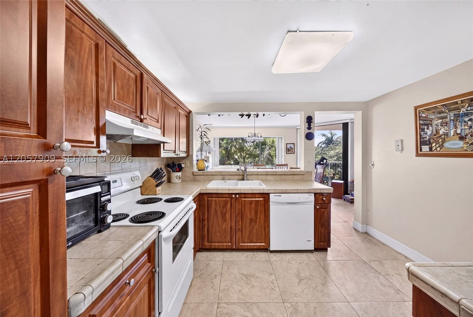 Real estate property located at 6666 115th Ct #301, Miami-dade, Sec 48 Atriums At Snapper, Miami, FL