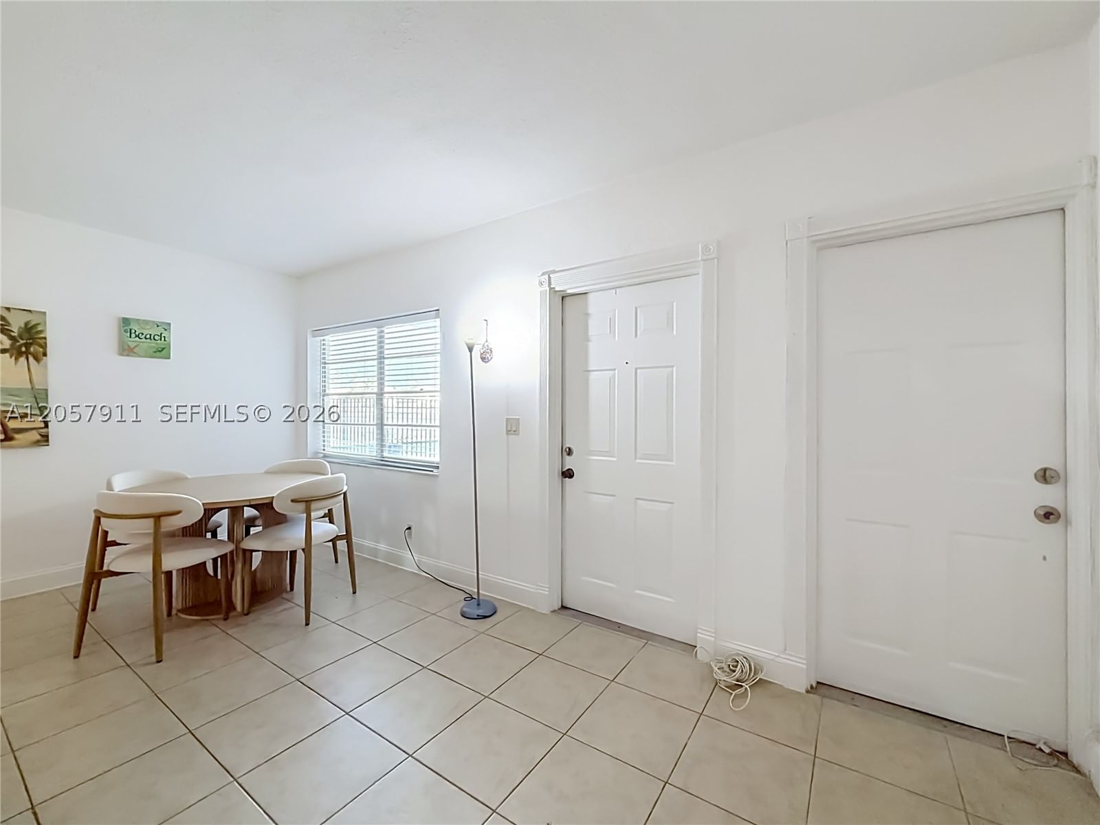 Real estate property located at 2200 Ocean Dr N114, Broward, Waterway @ Hollywood Beac, Hollywood, FL