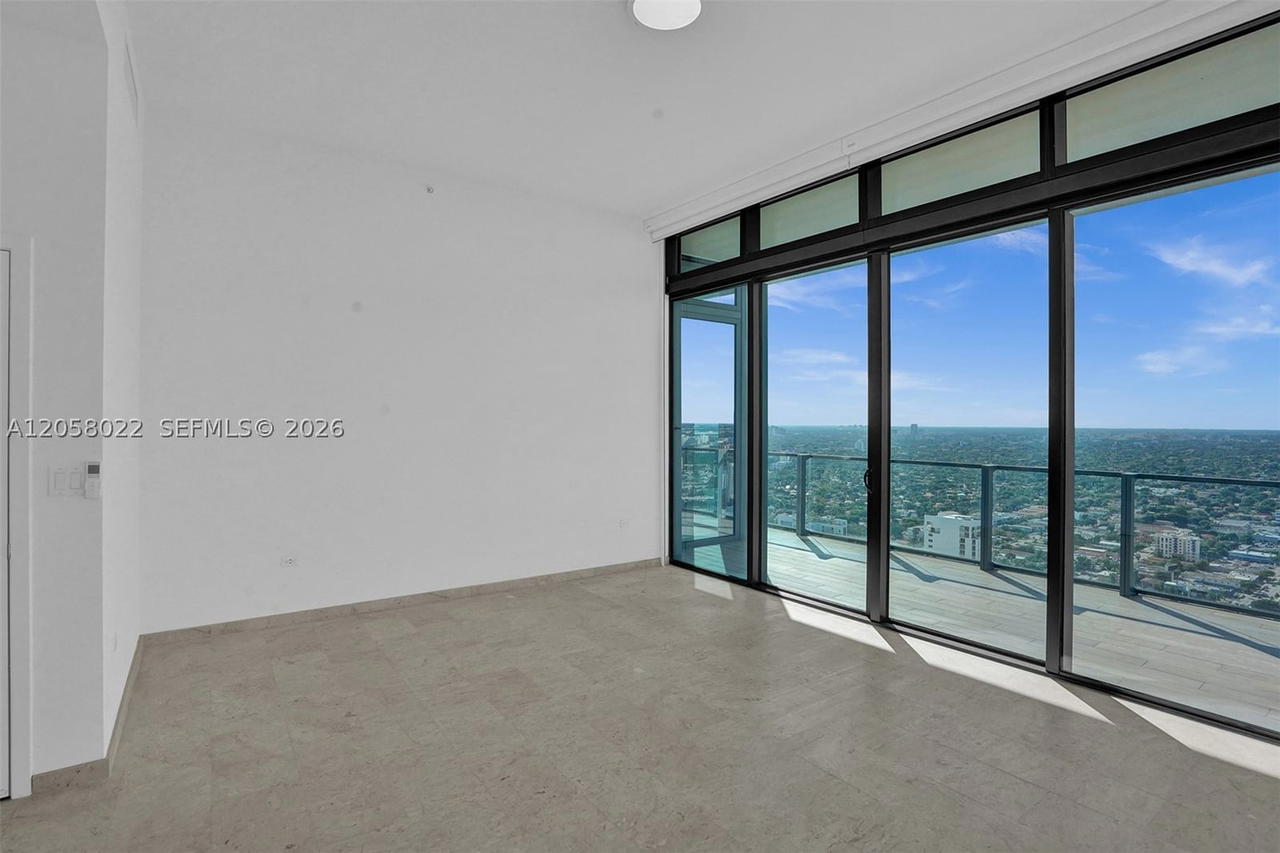 Real estate property located at 88 7th St #4011, Miami-dade, Rise Condo, Miami, FL