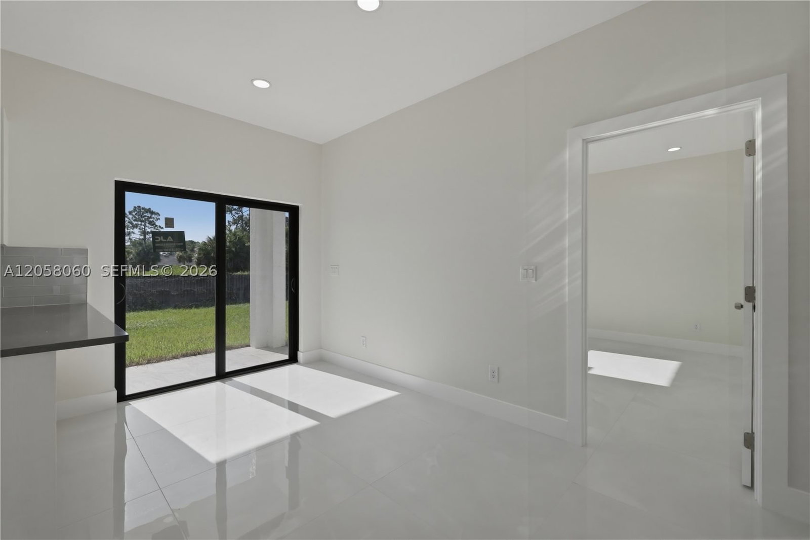 Real estate property located at 707 BAHAMA AVE S, Lee, Lee County Unincorporated, Lehigh Acres, FL