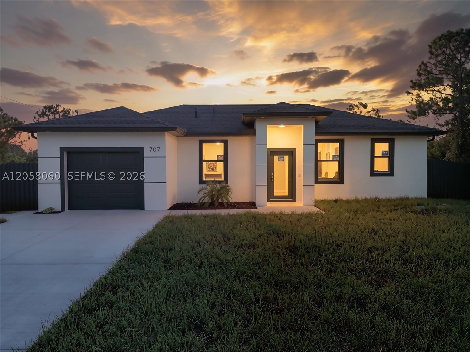 Real estate property located at 707 BAHAMA AVE S, Lee, Lee County Unincorporated, Lehigh Acres, FL