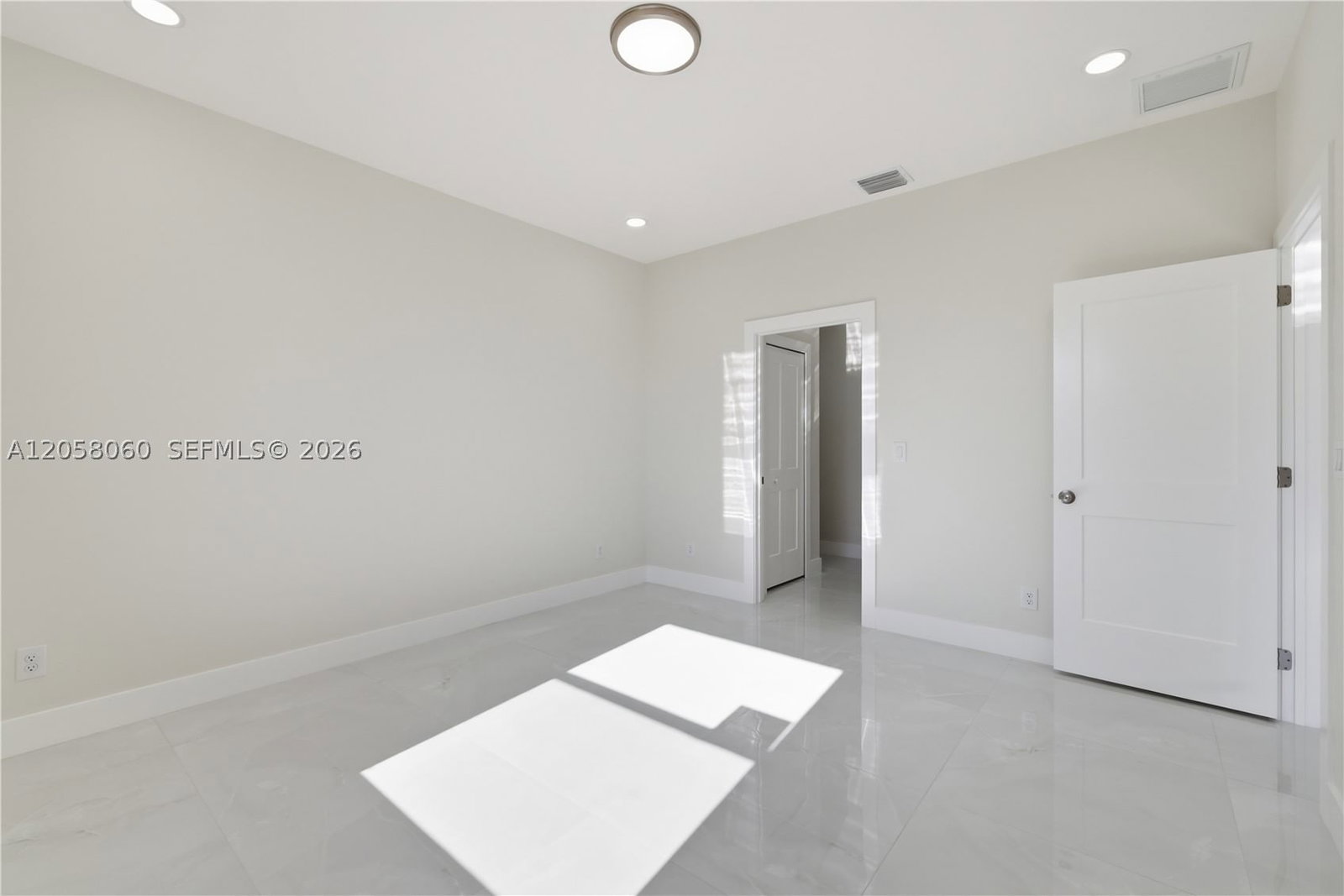 Real estate property located at 707 BAHAMA AVE S, Lee, Lee County Unincorporated, Lehigh Acres, FL