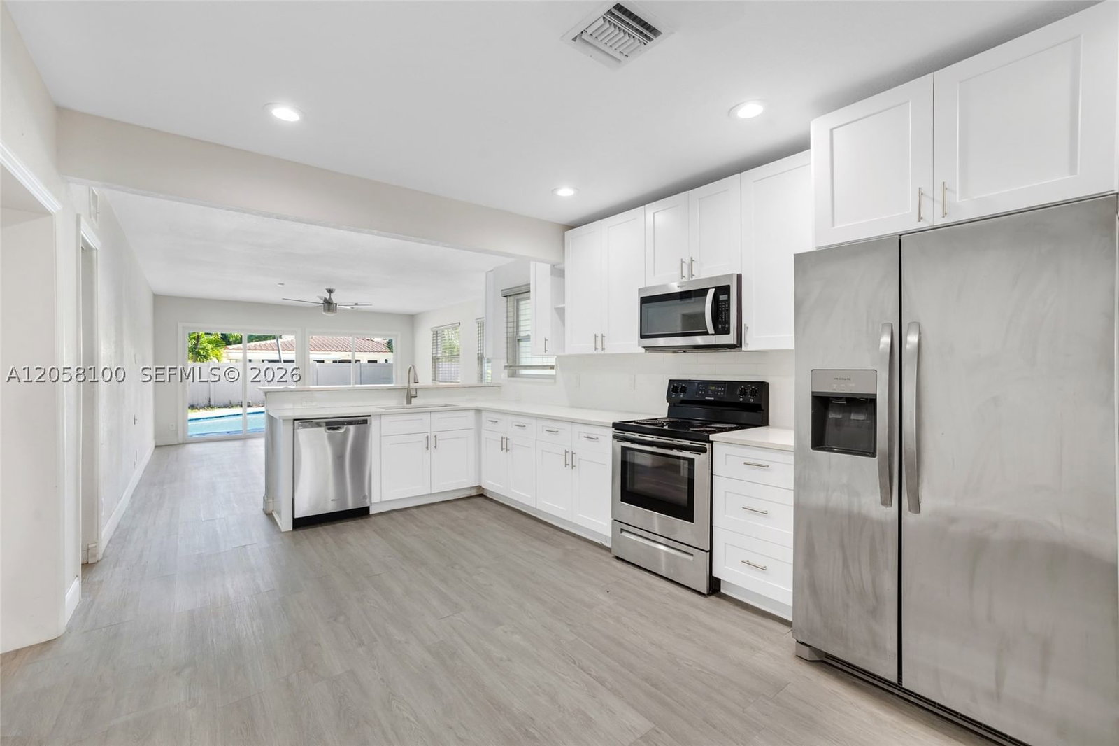 Real estate property located at 3405 Robbins Rd, Broward, Hillsboro Shores Sec, Pompano Beach, FL