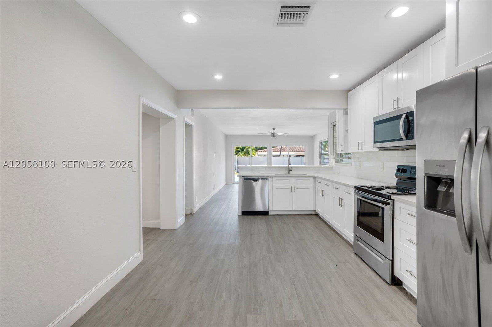 Real estate property located at 3405 Robbins Rd, Broward, Hillsboro Shores Sec, Pompano Beach, FL