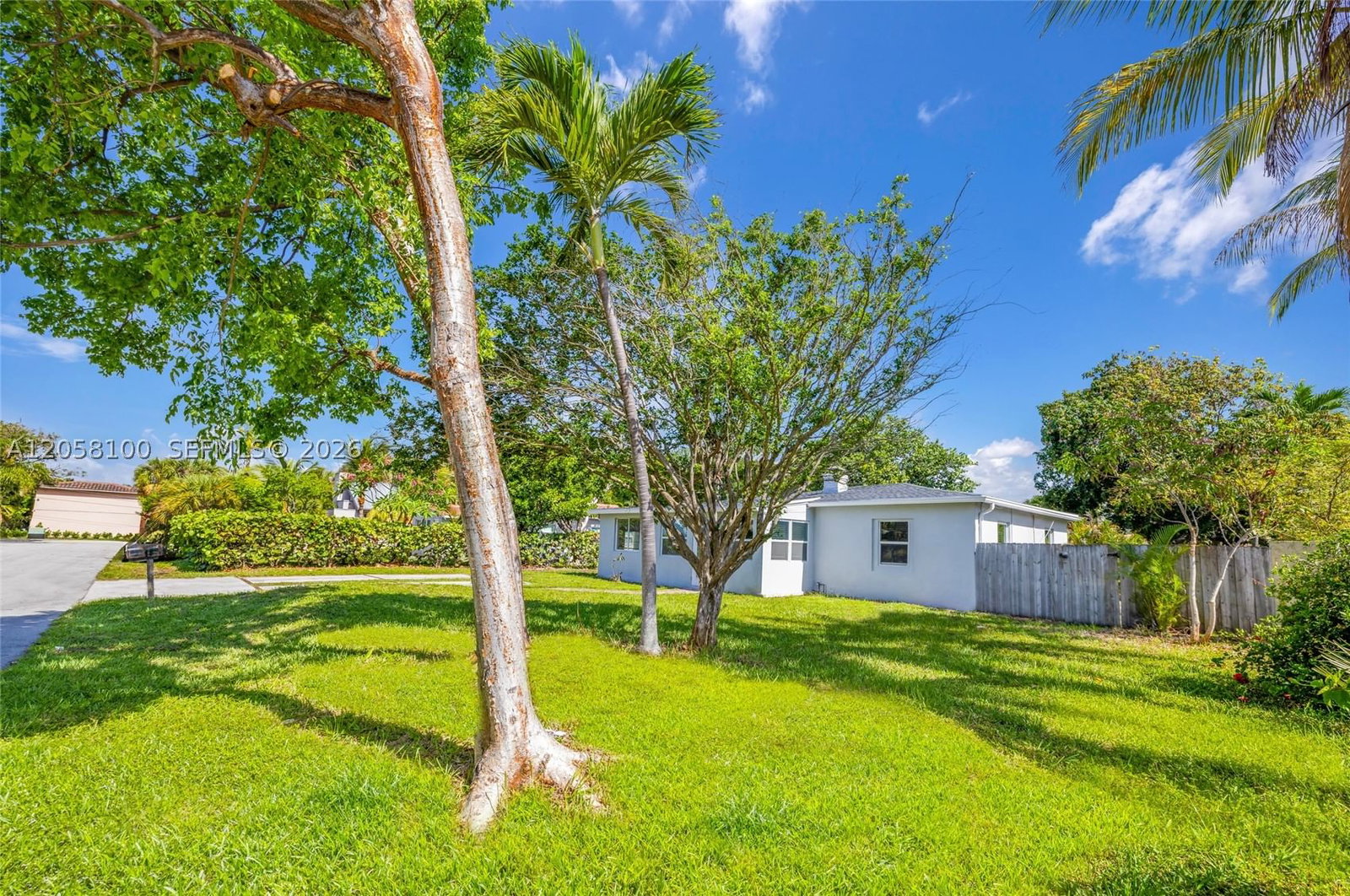 Real estate property located at 3405 Robbins Rd, Broward, Hillsboro Shores Sec, Pompano Beach, FL
