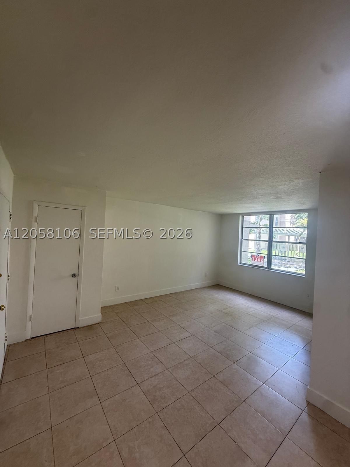Real estate property located at 1875 56th St #109, Miami-dade, Cambridge Condo, Hialeah, FL