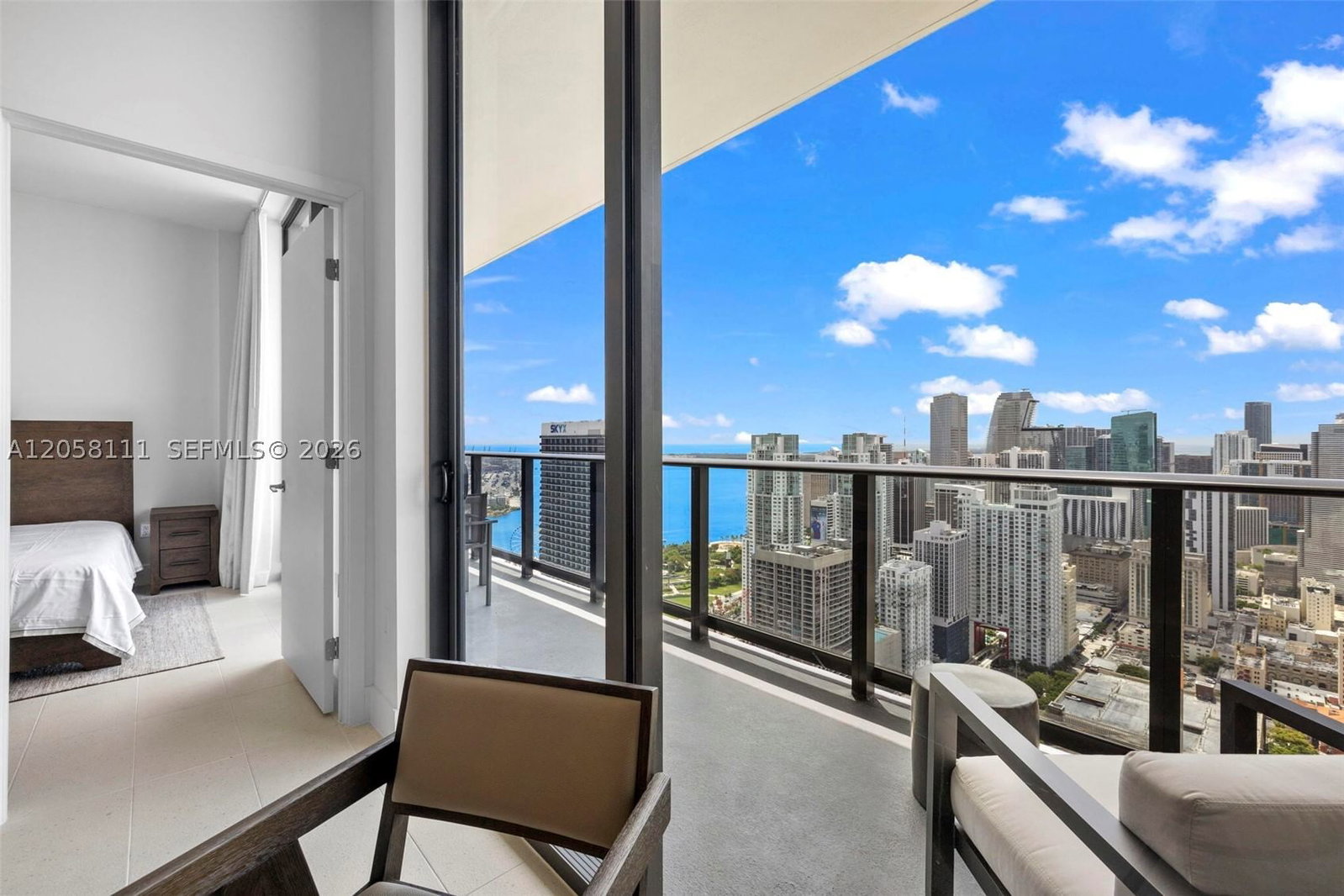 Real estate property located at 159 6th St #5008, Miami-dade, Gale Miami Hotel & Residen, Miami, FL
