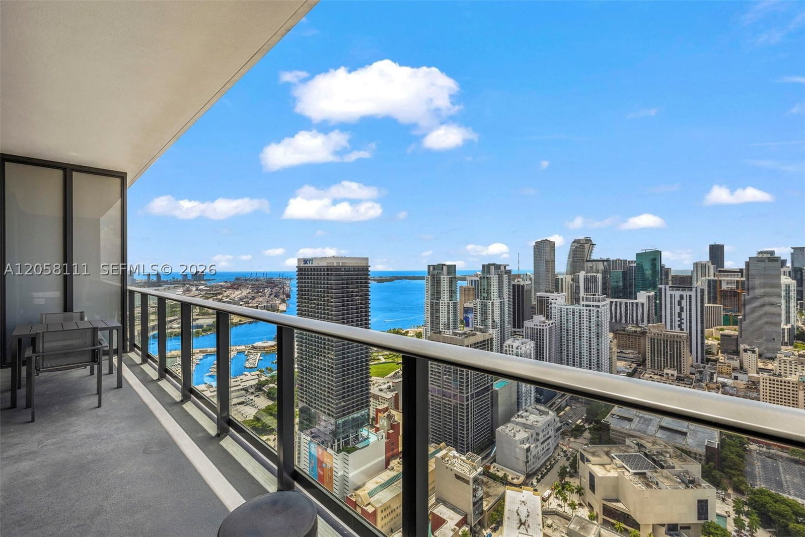 Real estate property located at 159 6th St #5008, Miami-dade, Gale Miami Hotel & Residen, Miami, FL