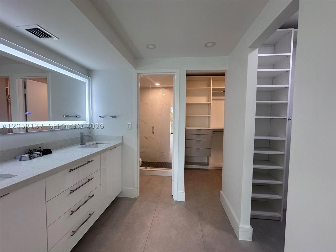 Real estate property located at 100 Bayview Dr #317, Miami-dade, Arlen House East Condo, Sunny Isles Beach, FL
