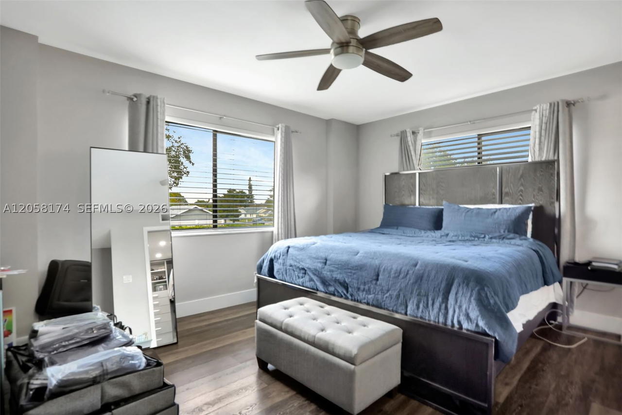 Real estate property located at 8030 Hampton Blvd #211, Broward, Dorado At Hamptons West, North Lauderdale, FL