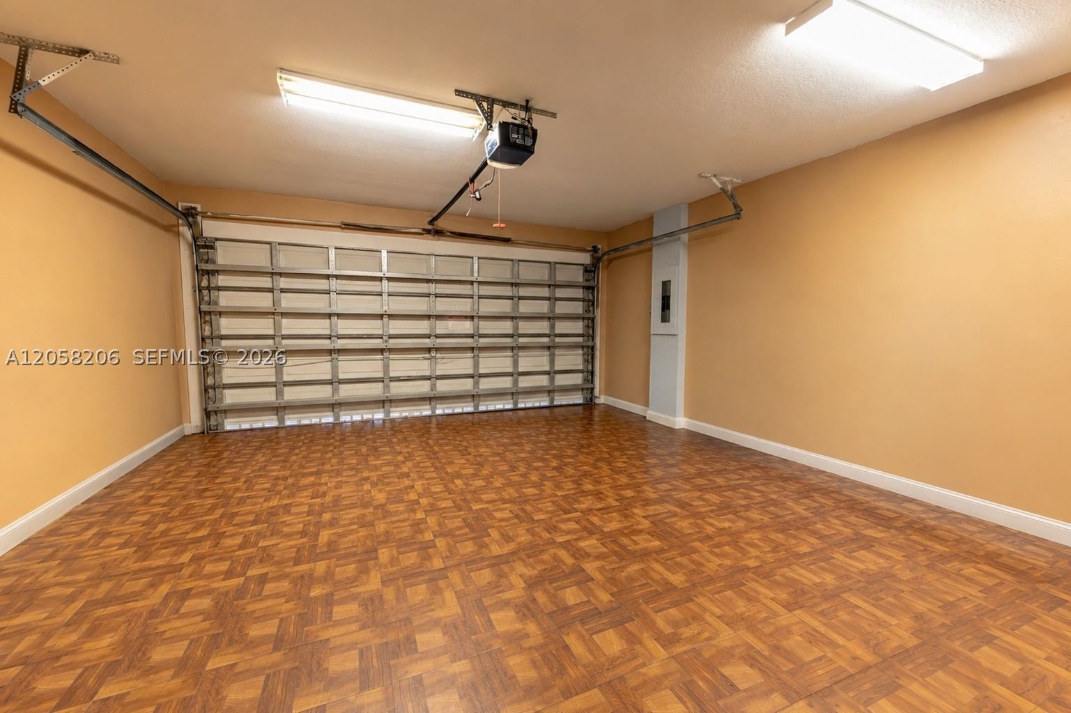 Real estate property located at 15233 141st St, Miami-dade, Christina Estates, Miami, FL